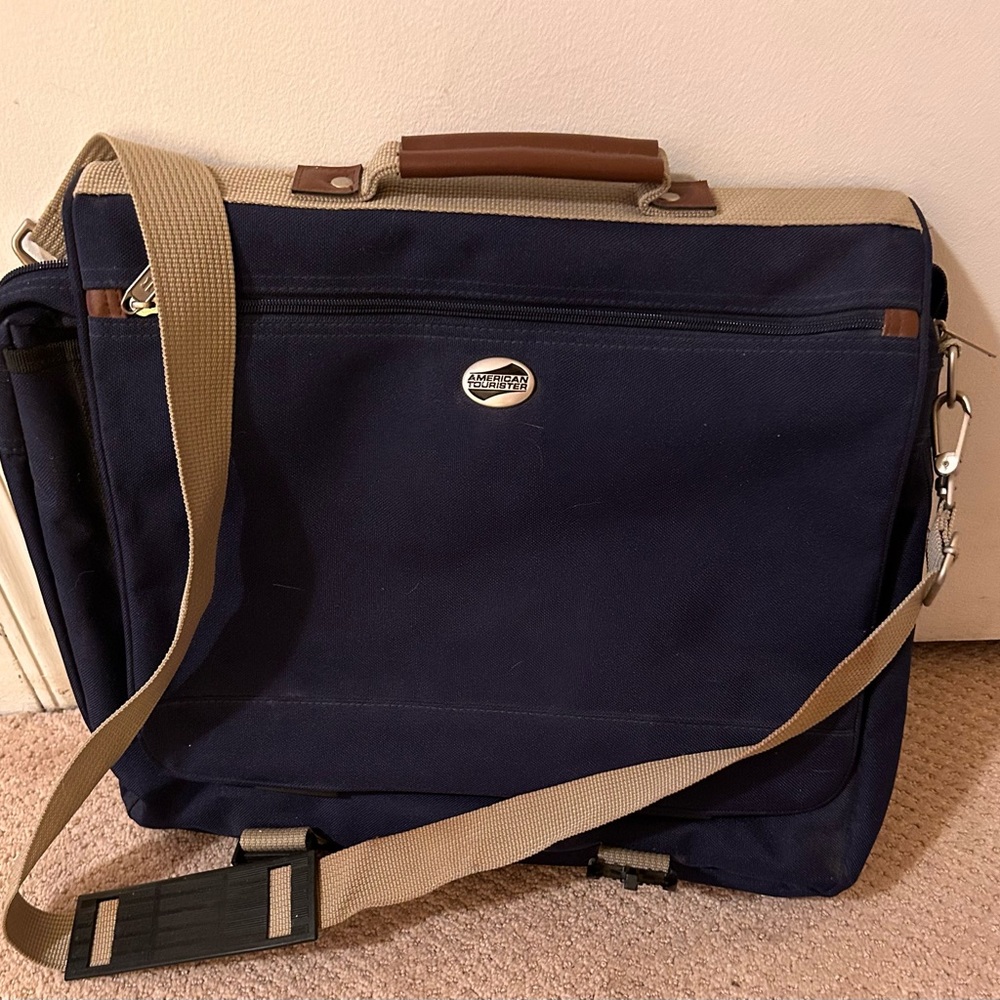American Tourister Canvas Messenger Bag